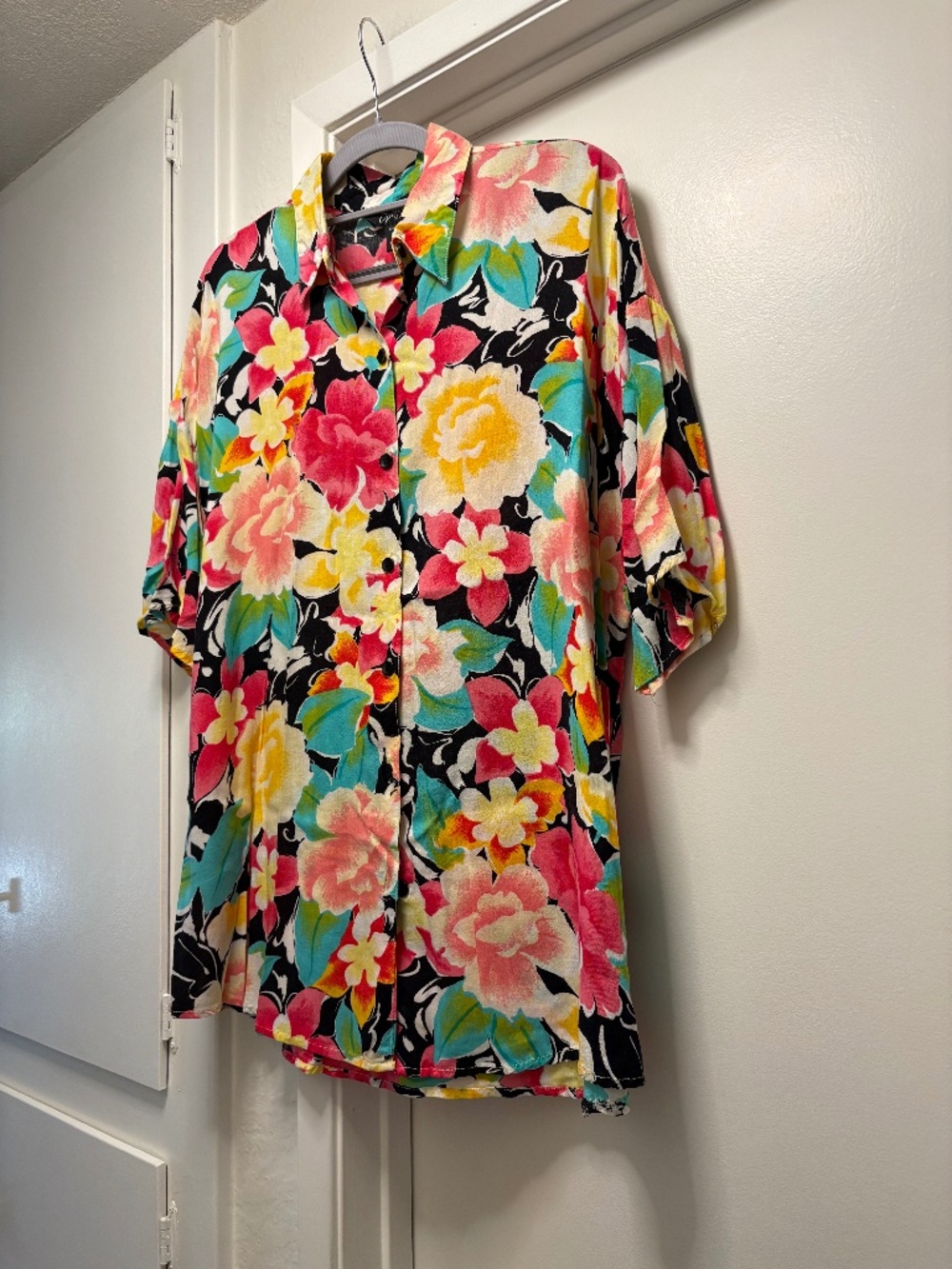 Vintage 1990’s Options Melrose floral retro shirt - size medium